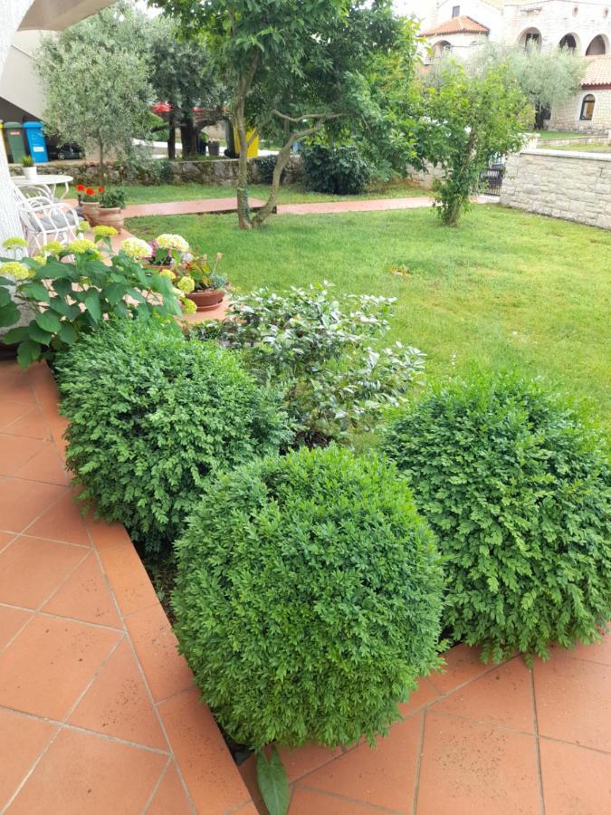 Villa Iva Poreč Buitenkant foto